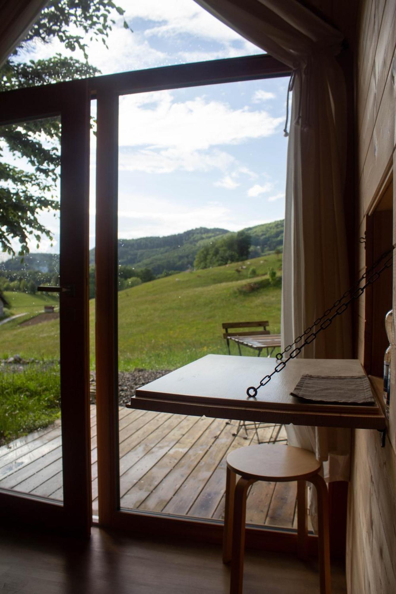 Готель Hiska-Glamping Айдовшчіна Екстер'єр фото